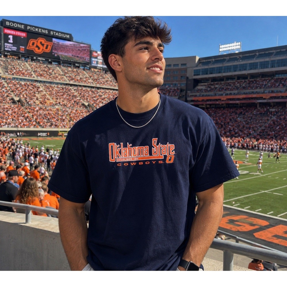 Vintage Oklahoma State Cowboys Graphic T-Shirt Black Fruit of the Loom 2XL NCAA